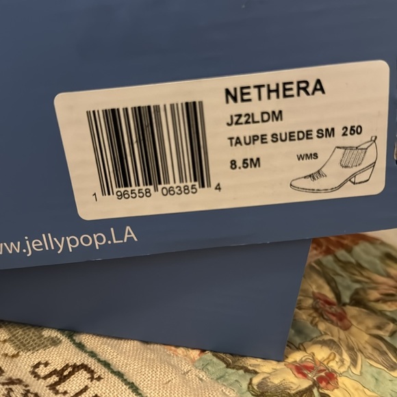NIB jellypop Nethera ankle boot size 8.5m - Picture 4 of 4